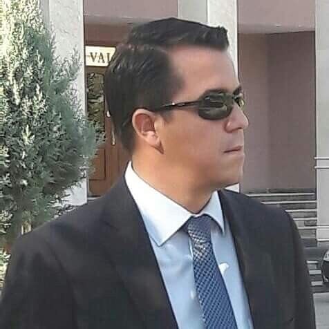 SOKAK ORTASINDA ESKİ EŞİNİ BIÇAKLADI! 