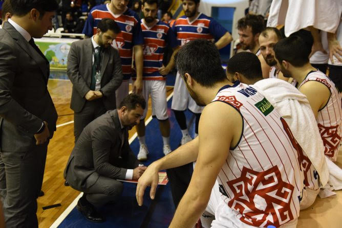 KARESİ MANİSA’DAN MUTLU DÖNMEK İSTİYOR