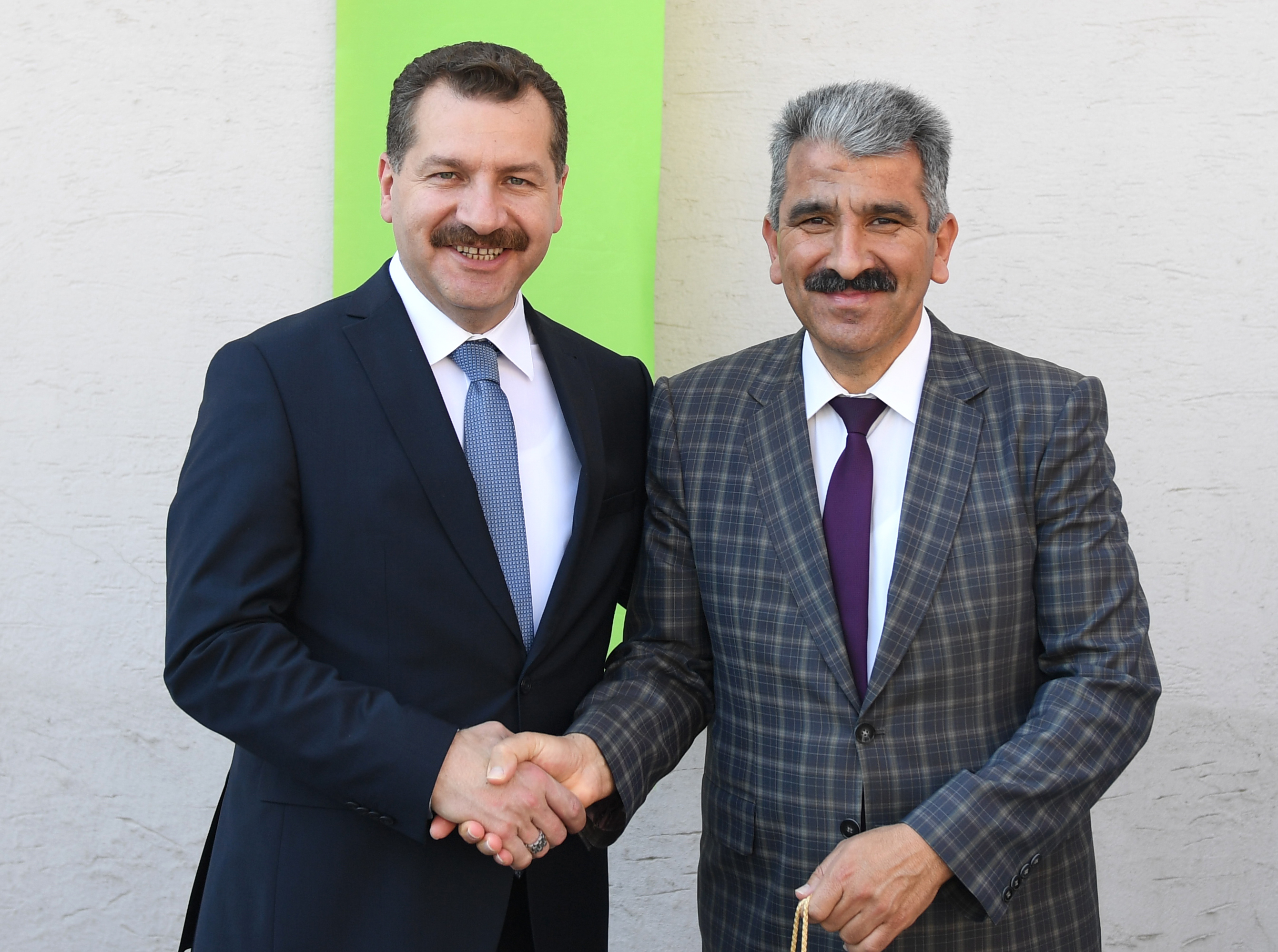 BBB’DE BAYRAK DEĞİŞİMİ