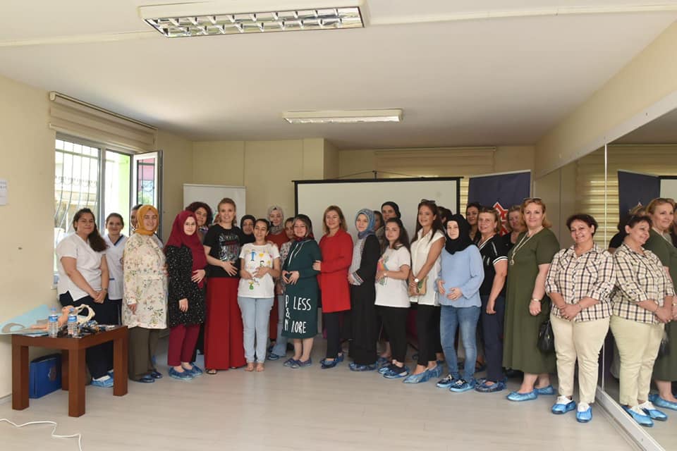 KARESİ’DE ‘ANNELİĞE HAZIRLIK EĞİTİMİ PROJESİ’