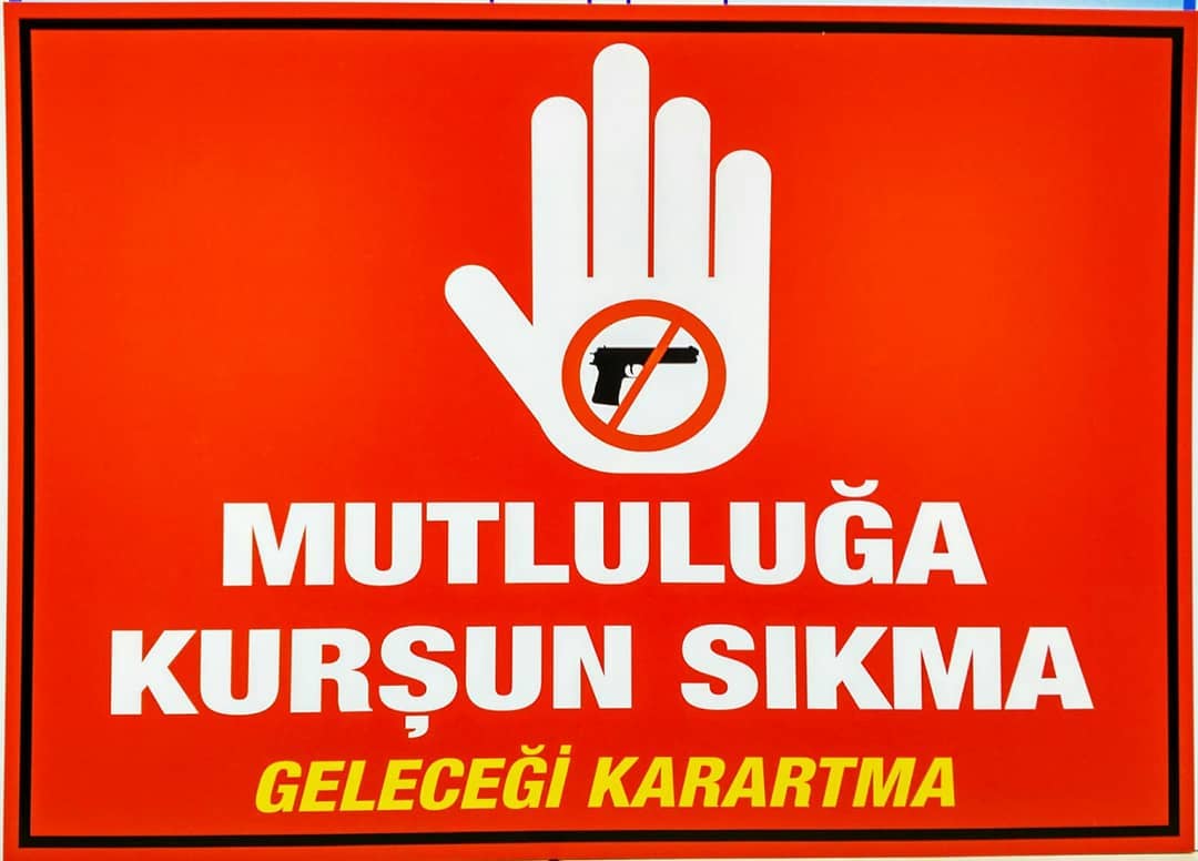 MUTLULUĞA KURŞUN SIKMA, GELECEĞİ KARARTMA