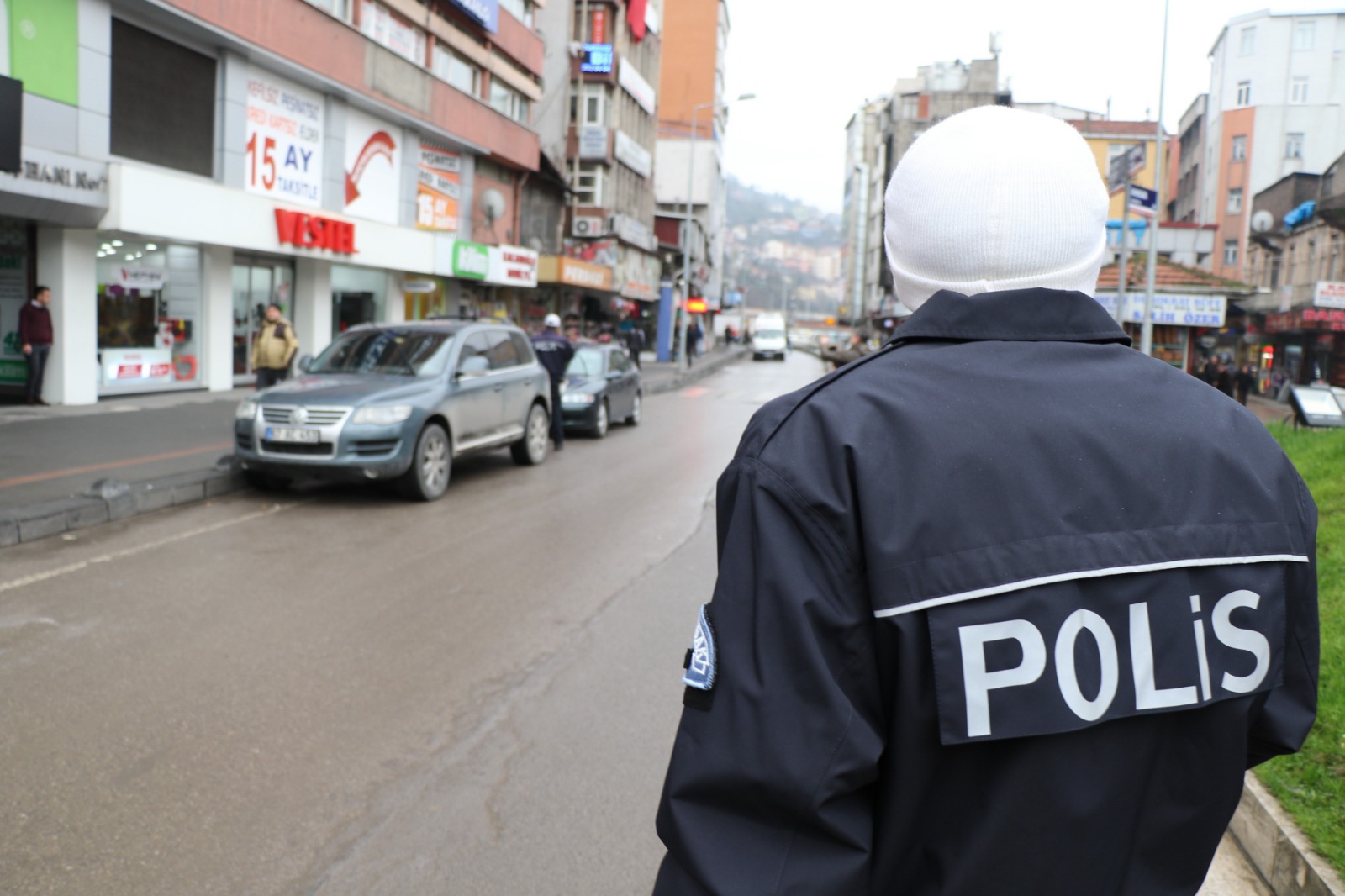 BALIKESİR’DE TRAFİK EKİPLERİ SÜRÜCÜLERDE ALKOL DENETİMİ YAPTI