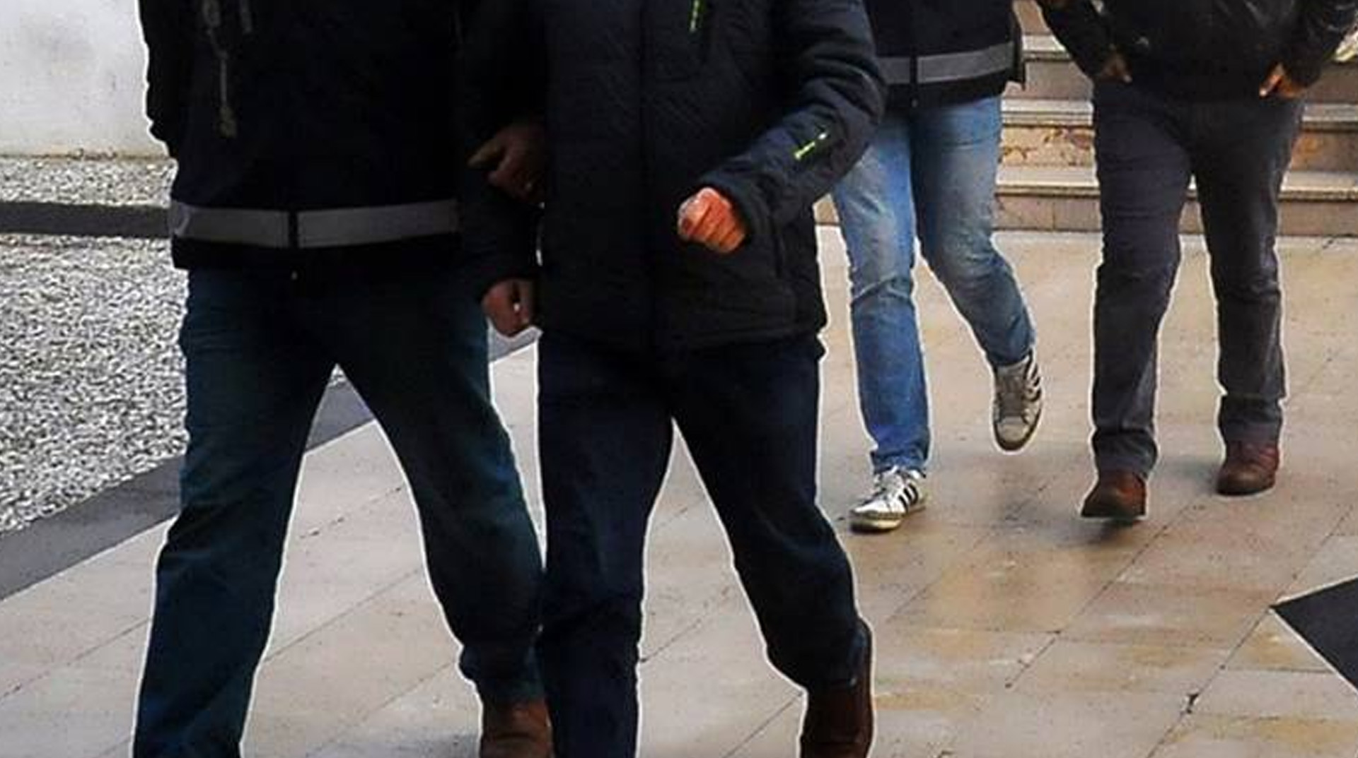 BALIKESİR’DE ÇOK SAYIDA ADRESE EŞ ZAMANLI BASKIN