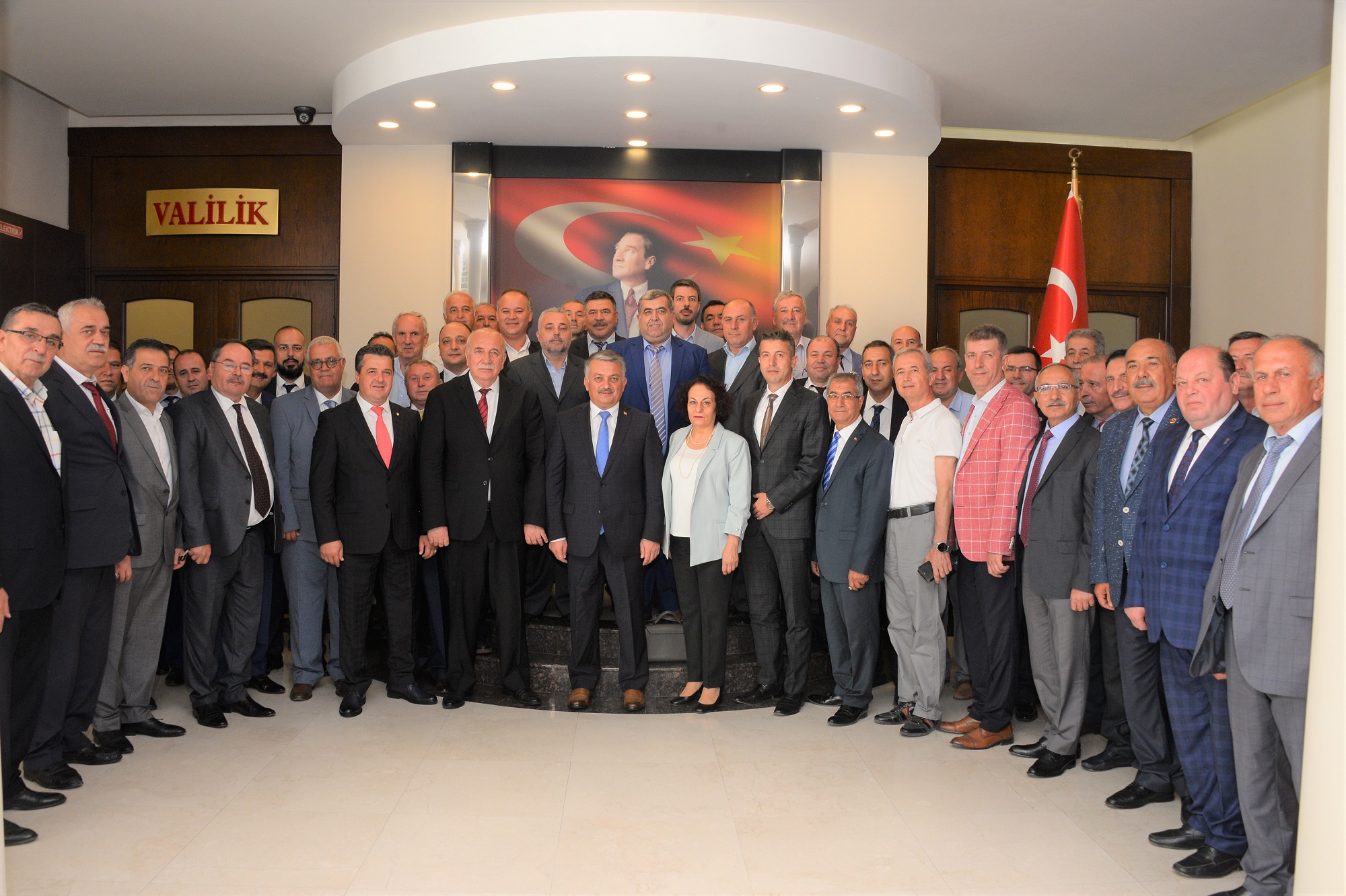 AHİ DEMEK KARDEŞ DEMEK