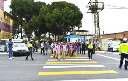 İlçede Trafik Bilinci Artırıldı: “Hayatla Yarışılmaz” Etkinliği