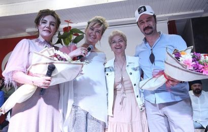 Burhaniye’de Müzik Konseri Unutulmaz Bir Geceye Dönüştü