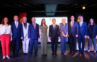 Ahmet Aras, Kıyı Ege Belediyeler Birliği Başkanı Oldu