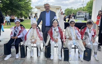 Balıkesir’de Korunmaya Muhtaç Çocuklar İçin Sünnet Töreni Düzenlendi