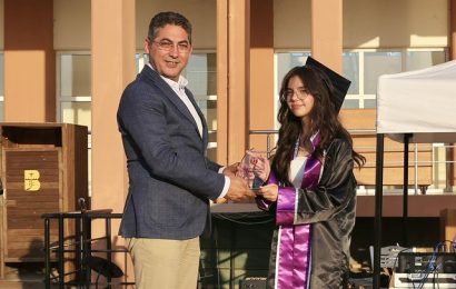 Burhaniye Uğur Ortaokulu’nda Gurur Dolu Mezuniyet Töreni