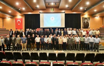 Susurluk İlçesi Değerlendirme Toplantısı Vali Ustaoğlu Başkanlığında Gerçekleştirildi