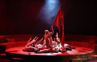 Balıkesir’de “Cumhuriyete Doğru” Tiyatro Oyunu Büyük İlgi Gördü