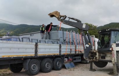 Erdek Belediyesi, Çöp Konteynerlerini Yeniliyor