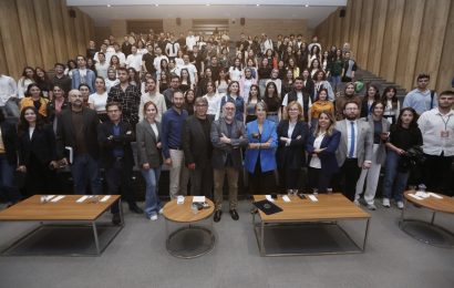 İletişim Sektöründeki Yeni Trendler Konferansı