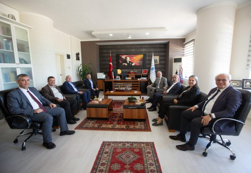 Üniversitede Önemli Bir Buluşma Gerçekleşti