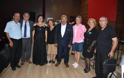 Edremit’te Türk Halk Müziği Rüzgarı: “Gönlümüzden Süzülen Türküler” Konseri