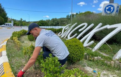 Dursunbey’de Yeşil Alanlar Yenileniyor