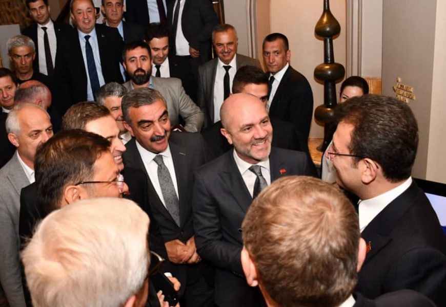 Yeni Meclis Başkanı Seçildi