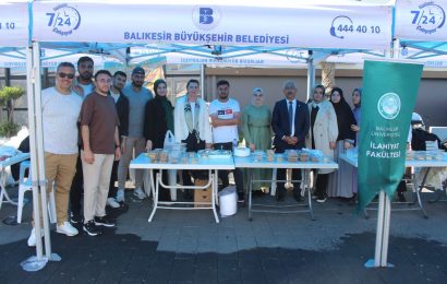 Üniversitede Kardeş Okul Projesi Kapsamında Kermes Düzenlendi