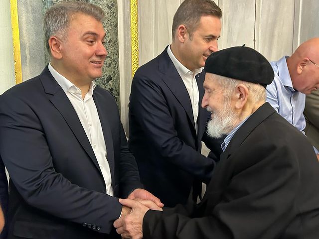 AK Parti Milletvekili Mustafa Canbey, Hemşehrileriyle Bayramlaştı