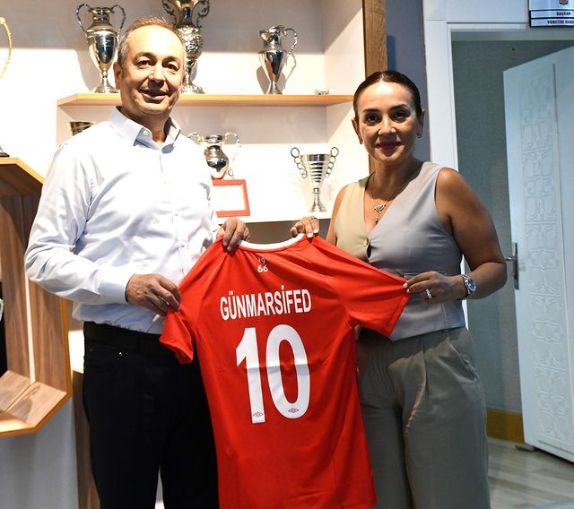 Balıkesirspor İş Dünyasının Önemli İsimlerini Ağırladı