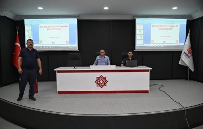 Karesi Belediyesi Arama Kurtarma Ekibi, Afet ve Yangın Eğitimi Aldı