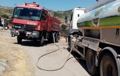 Kepsut Belediyesi, günlük temizlik çalışmalarını aralıksız sürdürüyor