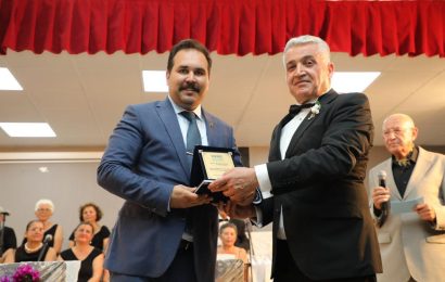 Edremit Belediyesi’nin Düzenlediği Müzik Konseri Coşkuyla Geçti