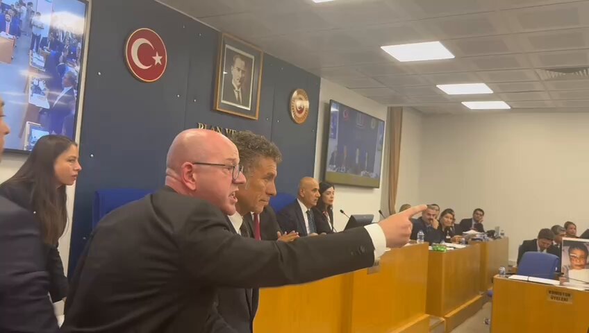 CHP Milletvekili Serkan SARI, AKP’nin Yaralı Çocukları İstismar Ettiğini İddia Etti