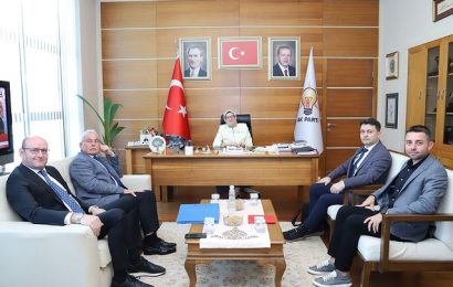 AK Parti Milletvekili Belgin Uygur, İŞBİR Sentetik Heyetini Ağırladı