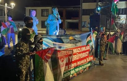 Balıkesir’de Mazlumlar İçin Yürüyüş Düzenlendi