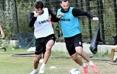 Balıkesirspor, Kartepe Kampını Tamamladı ve Kuşadasıspor Maçına Hazır