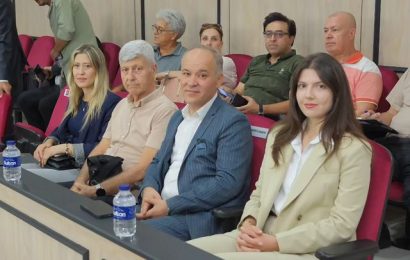 MHP Üyeleri Balıkesir Büyükşehir Belediye Meclisi Toplantısında