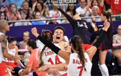 Burhaniye Belediyesi’nden Filenin Sultanları’na Coşkulu Tebrik