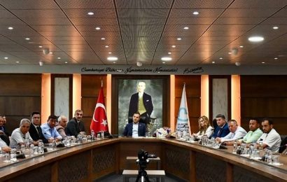 CHP Balıkesir Büyükşehir Belediye Başkan Adayı, Yerel Liderlerle Buluştu