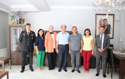 İlçe Kaymakamı Ahmet ALTINTAŞ ve Eşi Ayşe ALTINTAŞ Gazileri Ziyaret Etti