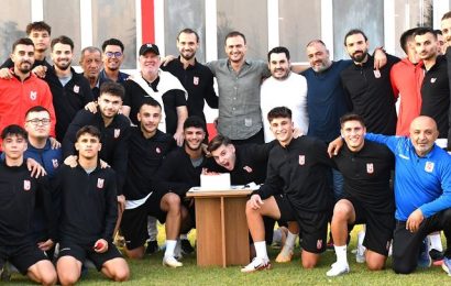 Antrenman Sonrası Kutlama