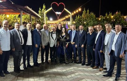 Balıkesir’de Düğün Töreni