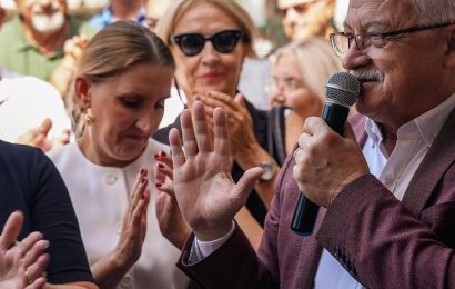 Burhaniye’de Kadın Girişimini Destekleyen “Emek Evi Cafe” Açıldı