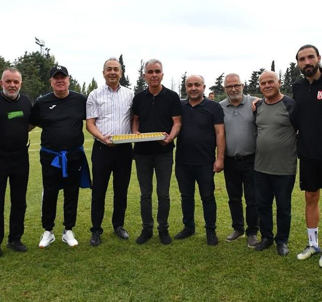 Yeni Sanayispor Kulüp Başkanı Beytullah Erel ve Küçüksan Başkanı Serad Değirmenci, Kulübü Ziyaret Etti