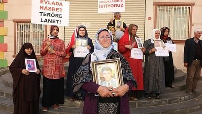 Milletvekili Uygur: Diyarbakır Anneleri Terörle Mücadelede Sembol