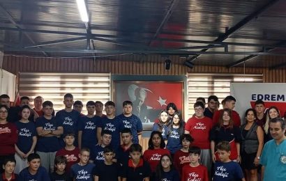 Balıkesir’de Sokak Hayvanları İçin Farkındalık Etkinlikleri Düzenlendi