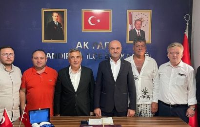 MÜSİAD Bandırma Şubesi, Göksel Karlahan’a Hayırlı Olsun Ziyaretinde Bulundu