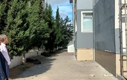 Havran Anadolu Lisesi’nde Dış Cephe Boyama Çalışması İncelendi