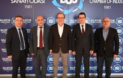 Balıkesir Defterdarı ve Gelir İdaresi Grup Müdürleri Balıkesir Sanayi Odası’nda Ziyaret Gerçekleştirdi