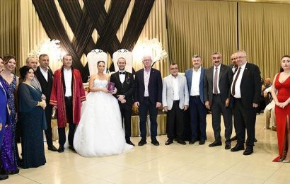 CHP Üyesi Davut Talaş’ın Kızı Melike Talaş ile Oğuzhan Acar Evlendi