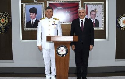 Tuğamiral Serkan Tezel, Balıkesir İl Emniyet Müdürü Hasan Yiğit’i Ziyaret Etti