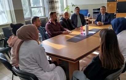 İlçe Milli Eğitim Müdürü Mustafa Yücel, Küçükyenice Ortaokulu’nu ziyaret etti