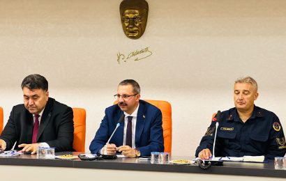 Kaymakamlık ve Belediye Başkanlığı Toplantı Yaptı