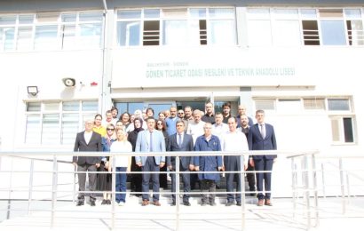 İlçe Kaymakamı Ahmet Altıntaş ve İlçe Milli Eğitim Müdürü Sezai Turna Gönen Ticaret Odası Mesleki ve Teknik Anadolu Lisesini Ziyaret Etti