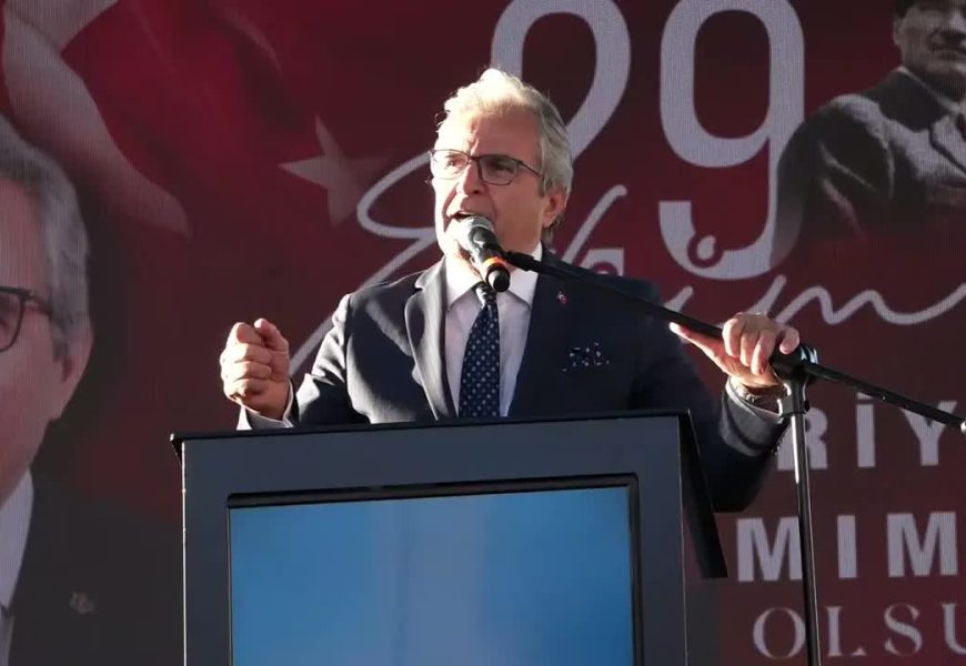 Balıkesir Büyükşehir Belediyesi, Gençlik Merkezi ve Teknoloji Merkezi Açtı